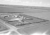 Aerial photograph of a farm in Saskatchewan (28-42-9-W3)
