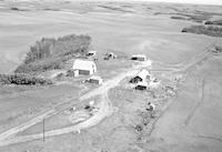 Aerial photograph of a farm in Saskatchewan (5-42-9-W3)