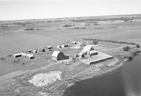 Aerial photograph of a farm in Saskatchewan (43-21-W3)