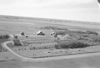 Aerial photograph of a farm in Saskatchewan (15-43-23-W3)