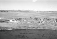 Aerial photograph of a farm in Saskatchewan (2-43-23-W3)