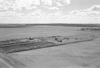 Aerial photograph of a farm in Saskatchewan (44-22-W3)