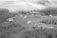 Aerial photograph of a farm in Saskatchewan (28-46-14-W3)