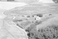 Aerial photograph of a farm in Saskatchewan (19-46-14-W3)