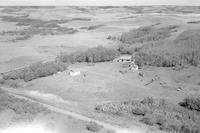 Aerial photograph of a farm in Saskatchewan (9-46-14-W3)