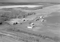 Aerial photograph of a farm in Saskatchewan (17-48-23-W3)
