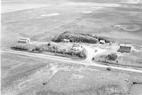 Aerial photograph of a farm in Saskatchewan (37-21-W3)