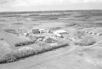 Aerial photograph of a farm in Saskatchewan (22-39-10-W3)