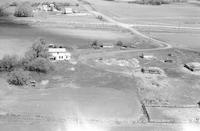 Aerial photograph of a farm in Saskatchewan (3-40-9-W3)