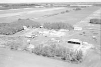 Aerial photograph of a farm in Saskatchewan (28-40-9-W3)