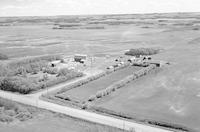 Aerial photograph of a farm in Saskatchewan (32-40-9-W3)