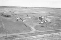 Aerial photograph of a farm in Saskatchewan (22-41-18-W3)