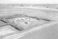 Aerial photograph of a farm in Saskatchewan (16-42-23-W3)