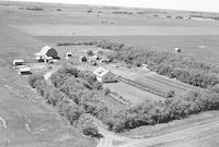 Aerial photograph of a farm in Saskatchewan (43-11-W3)