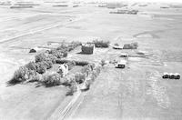 Aerial photograph of a farm in Saskatchewan (3-43-11-W3)