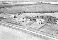 Aerial photograph of a farm in Saskatchewan (34-46-12-W3)