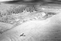 Aerial photograph of a farm in Saskatchewan (46-17-W3)