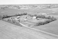 Aerial photograph of a farm in Saskatchewan (10-43-21-W3)