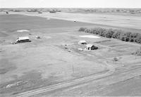 Aerial photograph of a farm in Saskatchewan (7-43-21-W3)