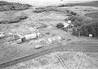 Aerial photograph of a farm in Saskatchewan (48-19-W3)