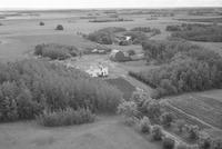 Aerial photograph of a farm in Saskatchewan (48-19-W3)