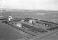 Aerial photograph of a farm near Luseland, SK