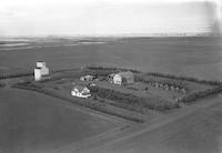 Aerial photograph of a farm near Luseland, SK