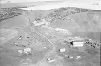 Aerial photograph of a farm in Saskatchewan (8-42-16-W3)