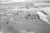 Aerial photograph of a farm in Saskatchewan (42-18-W3)