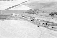 Aerial photograph of a farm in Saskatchewan (20-43-14-W3)