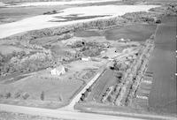 Aerial photograph of a farm in Saskatchewan (43-17-W3)