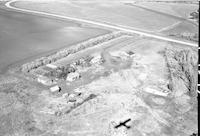 Aerial photograph of a farm in Saskatchewan (43-17-W3)