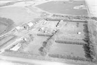 Aerial photograph of a farm in Saskatchewan (43-21-W3)