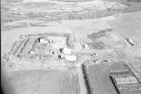 Aerial photograph of a farm in Saskatchewan (43-21-W3)