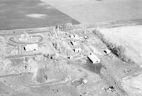 Aerial photograph of a farm in Saskatchewan (33-44-14-W3)