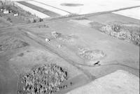 Aerial photograph of a farm in Saskatchewan (19-46-17-W3)