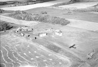 Aerial photograph of a farm in Saskatchewan (46-18-W3)