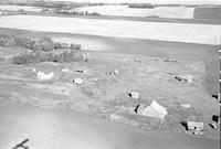 Aerial photograph of a farm in Saskatchewan (47-17-W3)