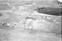 Aerial photograph of a farm near Meota, SK (47-18-W3)