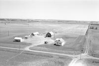 Aerial photograph of a farm in Saskatchewan (44-7-W3)