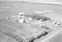 Aerial photograph of a farm in Saskatchewan (2-44-7-W3)