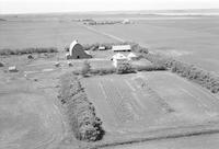 Aerial photograph of a farm in Saskatchewan (3-44-7-W3)