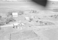 Aerial photograph of a farm in Saskatchewan (30-44-7-W3)