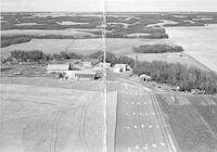 Aerial photograph of a farm near Mayfair, SK (46-12-W3)