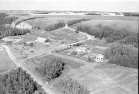 Aerial photograph of a farm in Saskatchewan (46-12-W3)