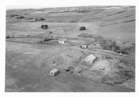 Aerial photograph of a farm in Saskatchewan (44-12-W3)
